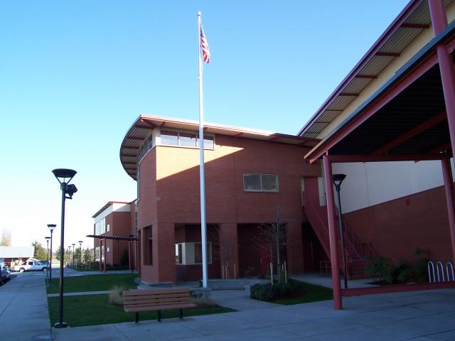 Giadroni Middle School, Tacoma, Washington 